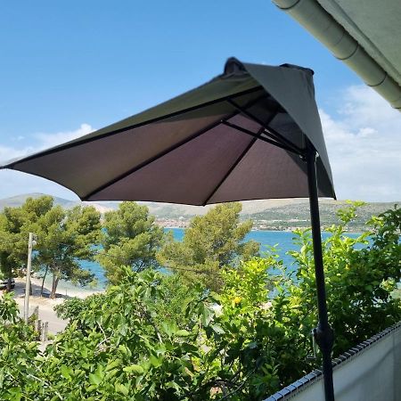 Apartment Mastrinka By The Sea -10M トロギール エクステリア 写真