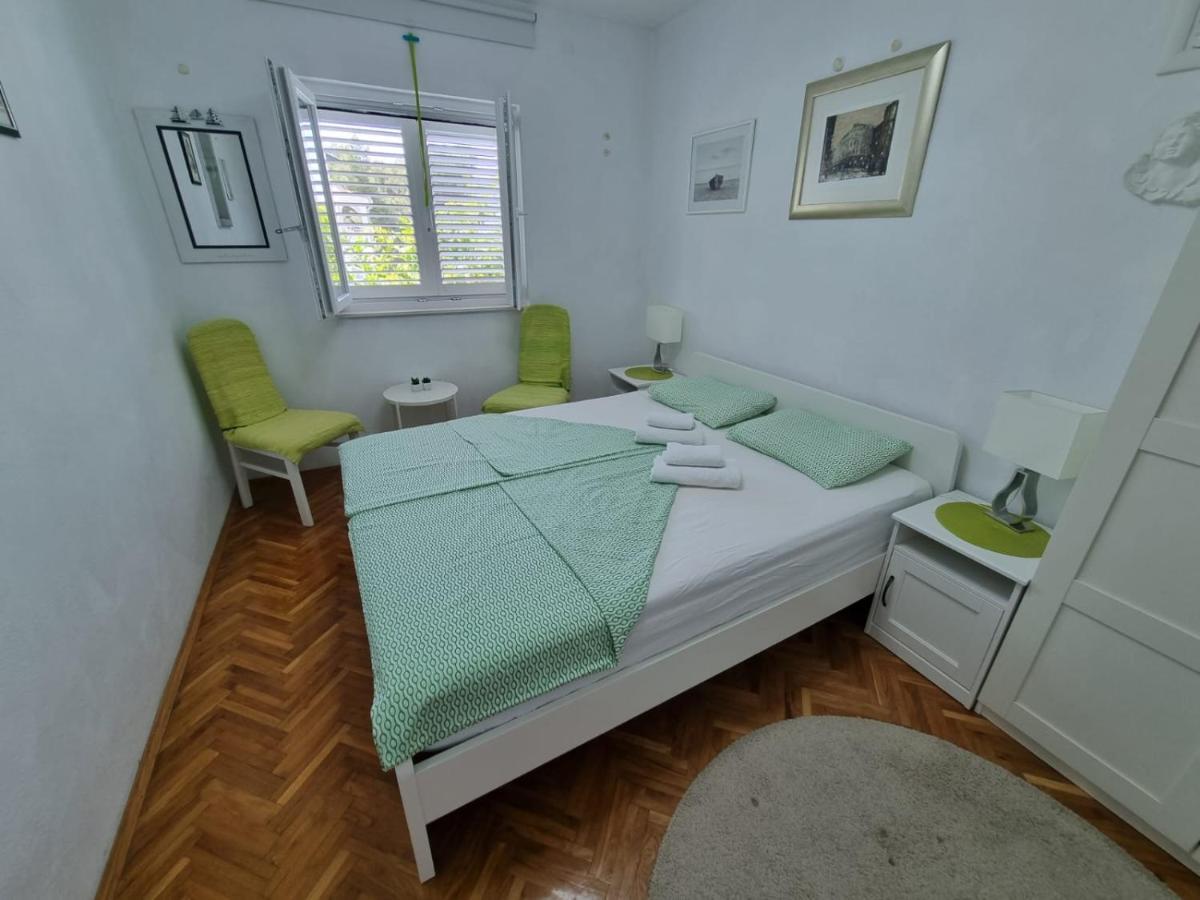 Apartment Mastrinka By The Sea -10M トロギール エクステリア 写真