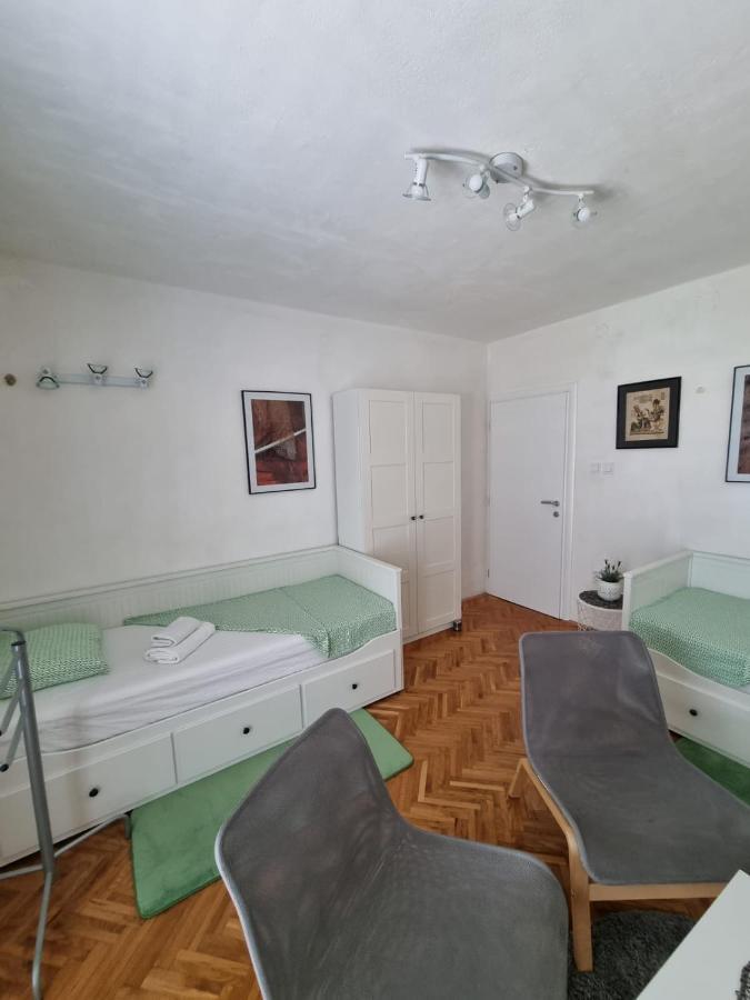 Apartment Mastrinka By The Sea -10M トロギール エクステリア 写真